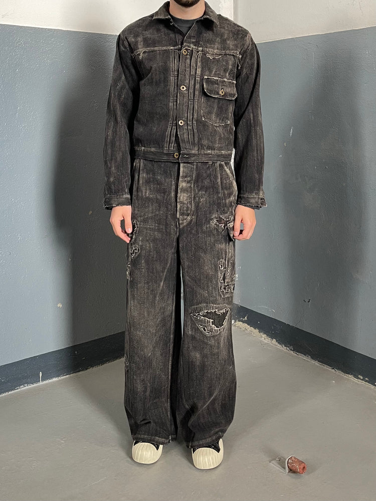 
                  
                    VINTAGE WASH CARGO PANTS
                  
                